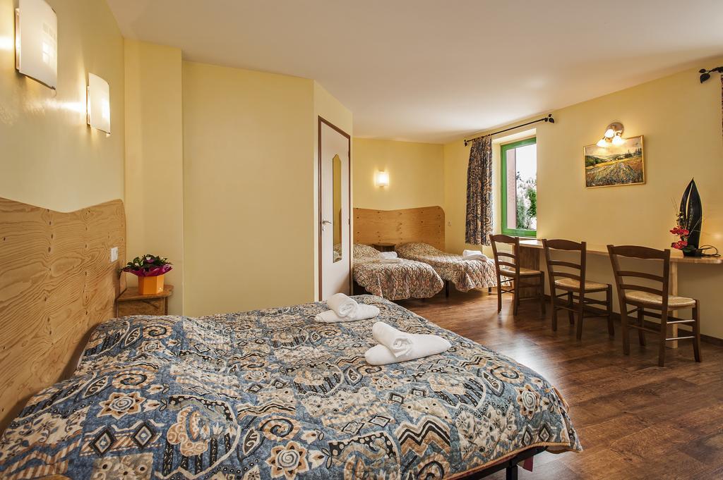 Hotel De France Chaudeyrac Esterno foto